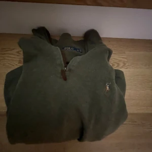 Polo Ralph rolen tröja  - Säljer den här skit snygga tröja för att den inte går till användning. Pris kan diskuteras,skriv vid frågor eller funderingar!