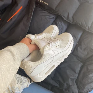 Nike skor - Skick 10/10, använda 1-2 gånger