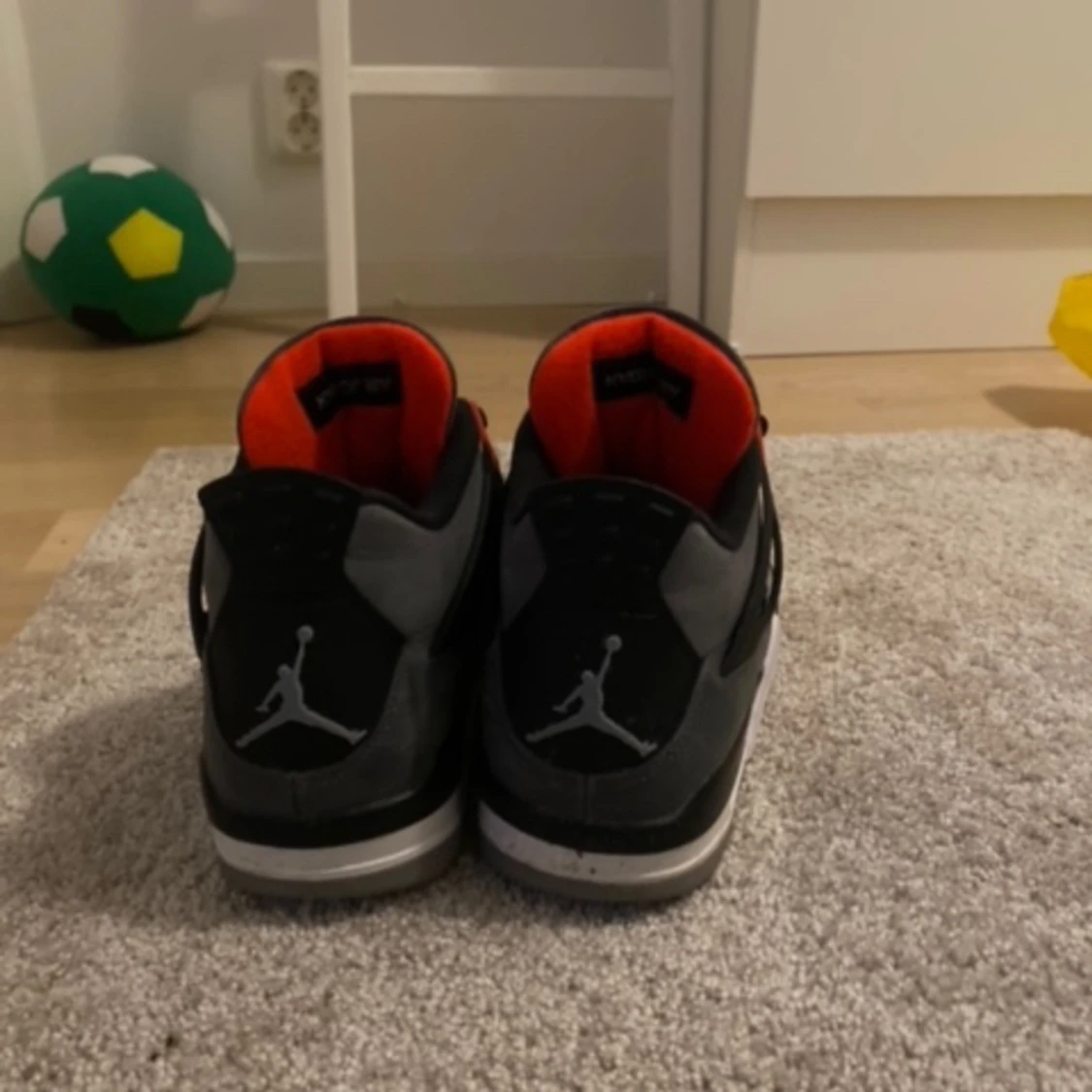 Jordan 4 Infared red - 90