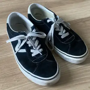 Sneakers från Vans. Storlek 37 