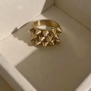 Edblad ring