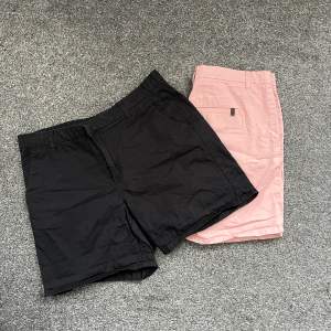 Dessa shorts kostar 150kr styck!💌 säljer dessa för att de inte kommer till användning!🤗 de rosa är använda 2 ggr och de svarta ca 5 ggr men är i bra skick!💫 frakten får man stå för själv!💗