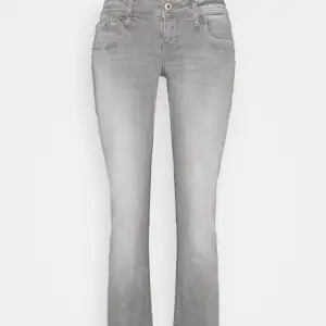 LTB jeans använda 2 gånger. Säljer pga för stora för mig! Original pris 900kr