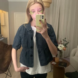 Trekvartsärm jeanstopp - Så fin jeans topp som fungerar att både ha som kofta och som jacka till våren🤗🤗