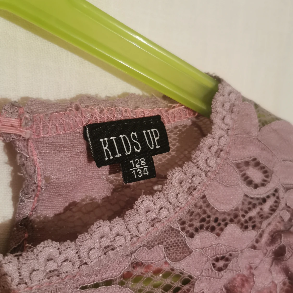 Spets tröja barn 128 - 92