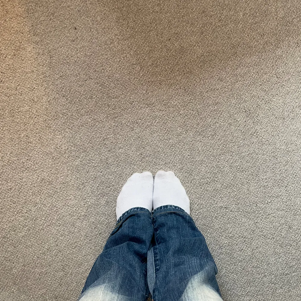 Ascoola jeans från replay.  Midjemått: 40cm Innerbenslängd: 77cm . Jeans & Byxor.