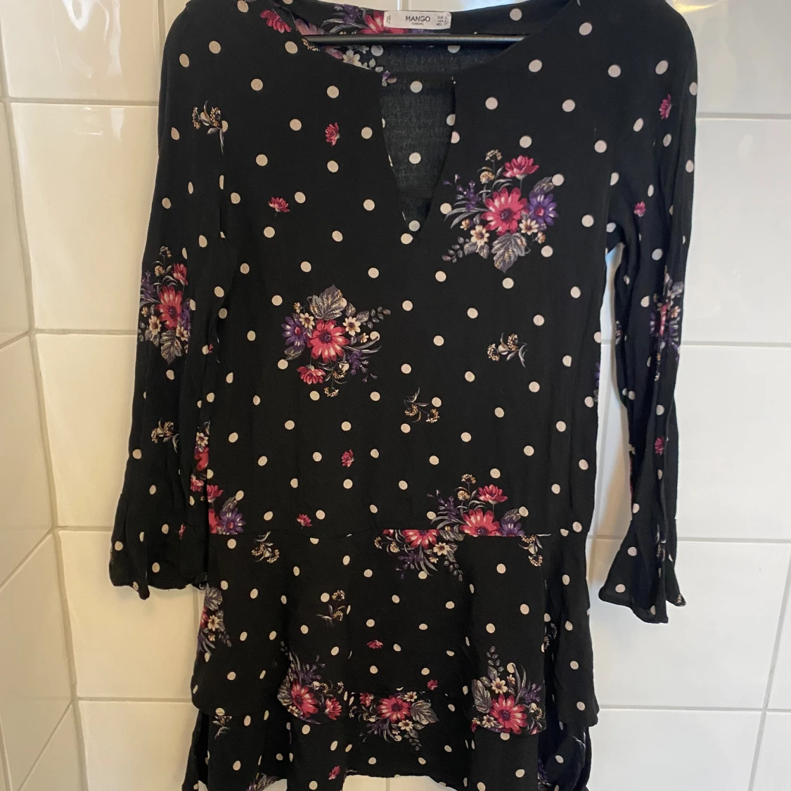 Fin blommig klänning 