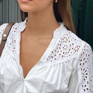 Neo Noir blus strl 34 - Mycket fint skick,  som ny. Nypris 700 kr