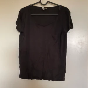 Tröja med ficka - Mycket bra skick 