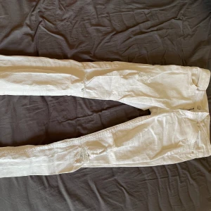 Vita jeans - Mycket bra skick 