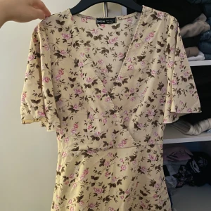 Sommar klänning  - Super fin sommar modest klänning 