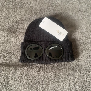 Cp company mössa - Helt ny oanvänd cp company mössa till rimligt pris. Vid intresse kontakta.