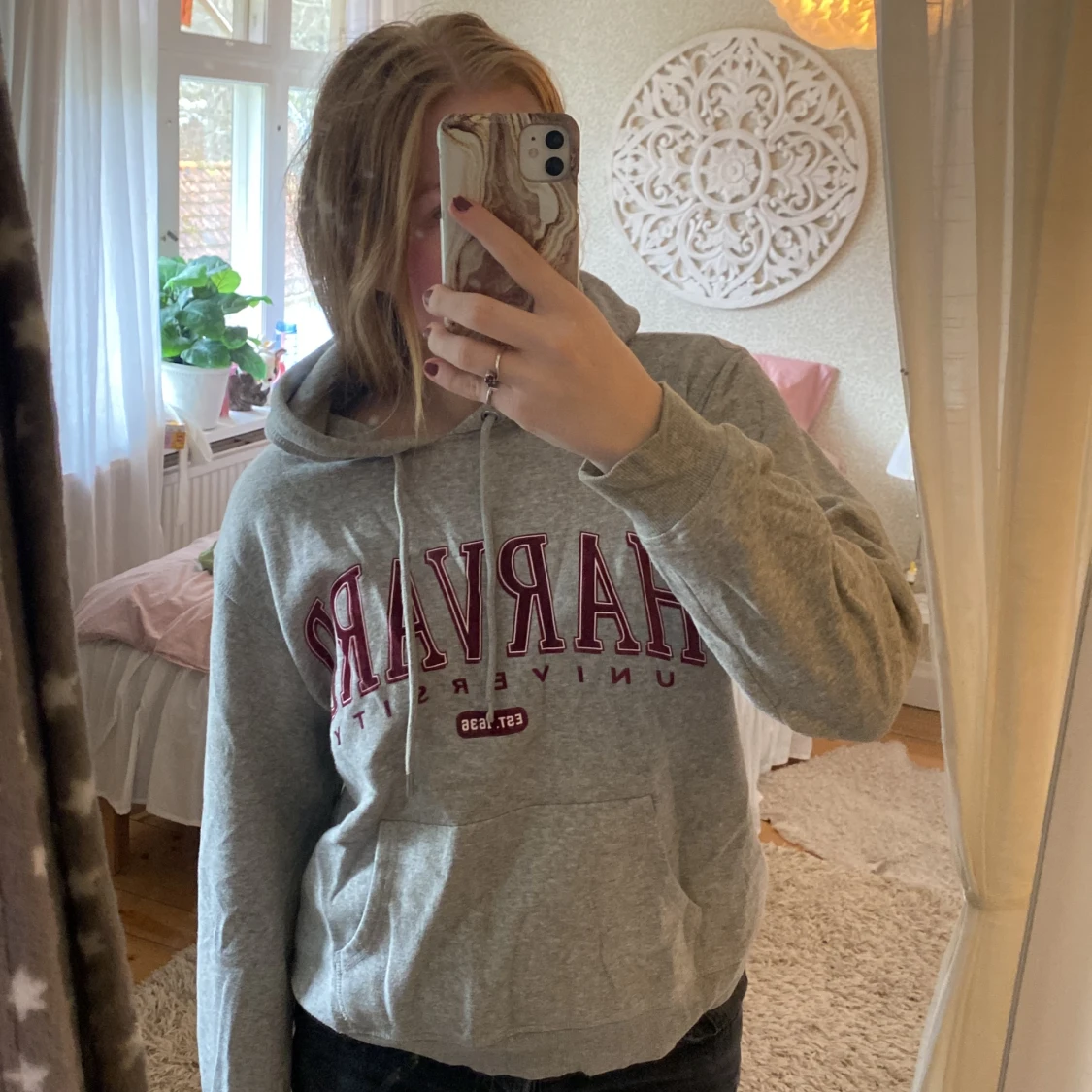 Grå Harvard hoodie - 91
