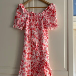 Klänning  - Un vestido 😮😮🤩🤩