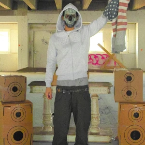 Tuttolente grå hoodie - Fick precis hem men ska byta till en mindre storlek. Bara testad!  Kan skicka eller mötas i stan! Sänker pris vid snabb affär.
