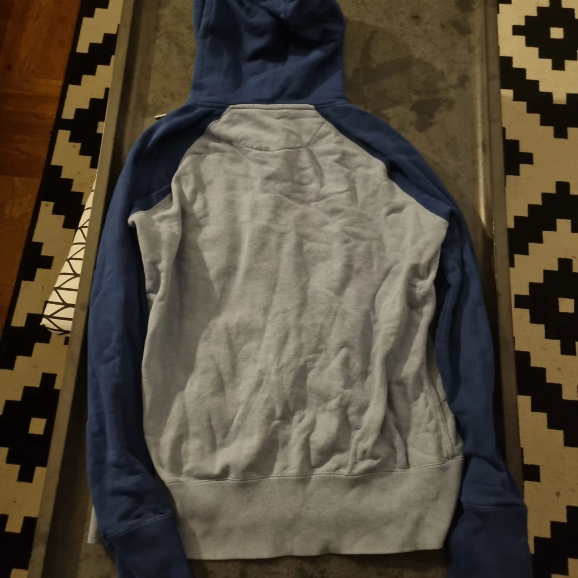 en blå nike hoodie - 91