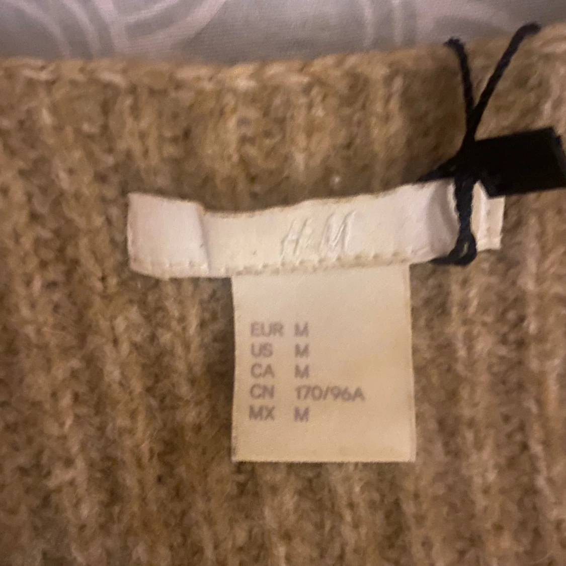 Brun V- Ringad Stickad Tröja från H&M💞 - 91