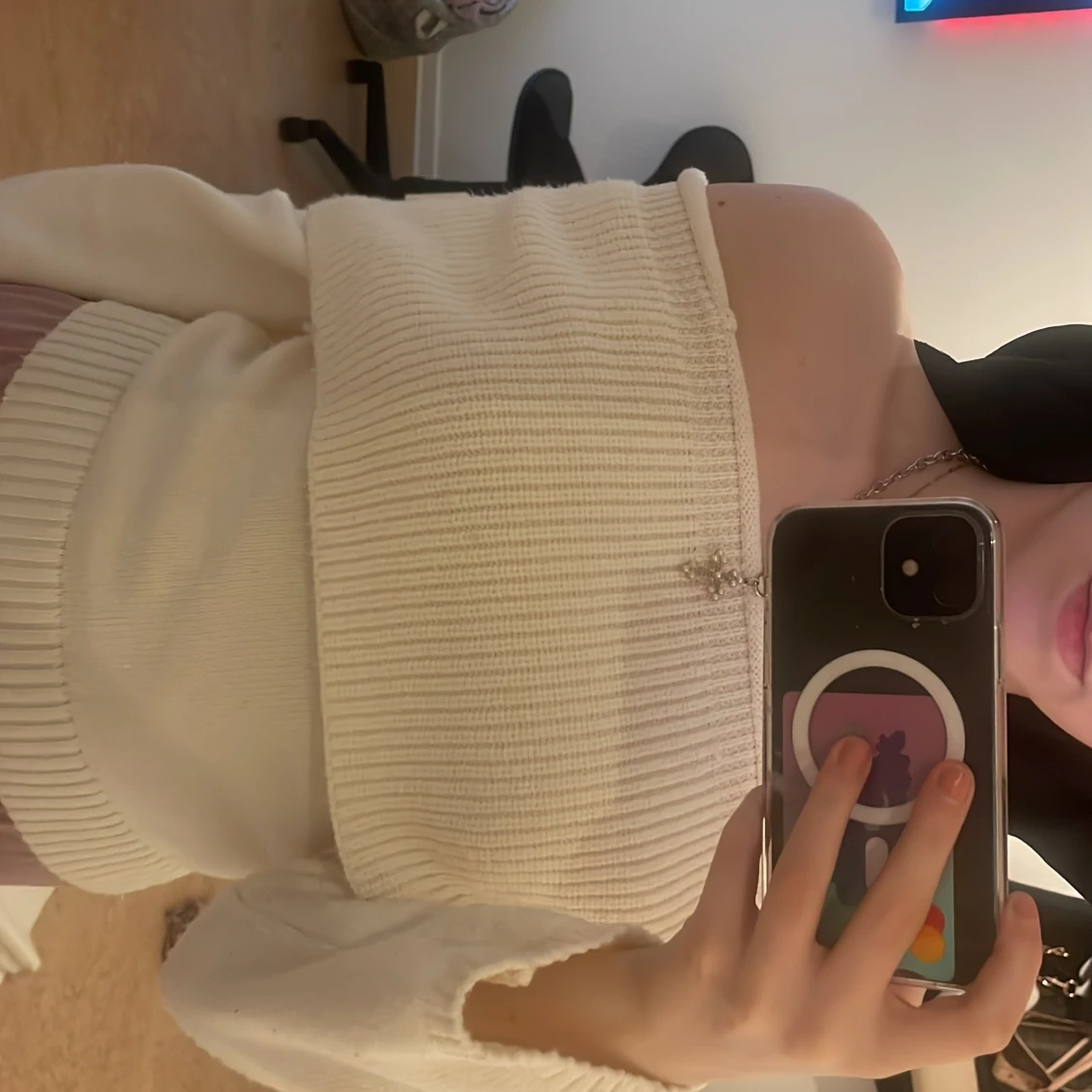 Beige off-shoulder tröja - 92