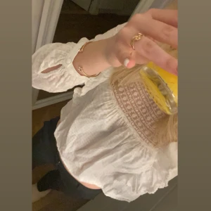 Blus - Jättefin blus från Zara, storlek xs men passar även S