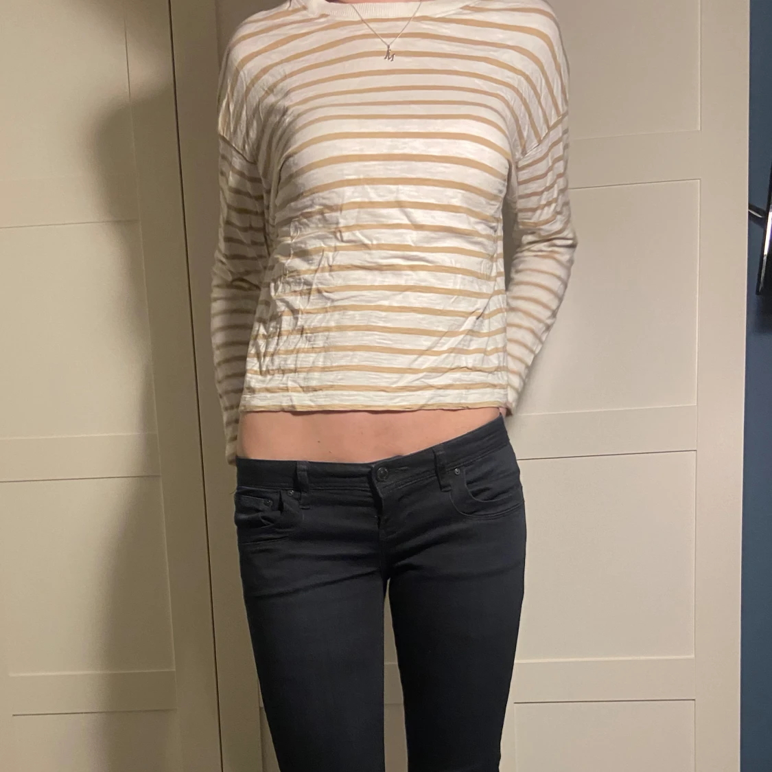 Randig beige tröja  - 90