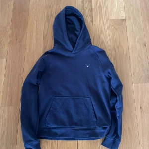 Gant hoodie - Gant hoodie i jättebra skick  Storlek S