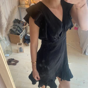 Klänning  - SUPER snygg!!