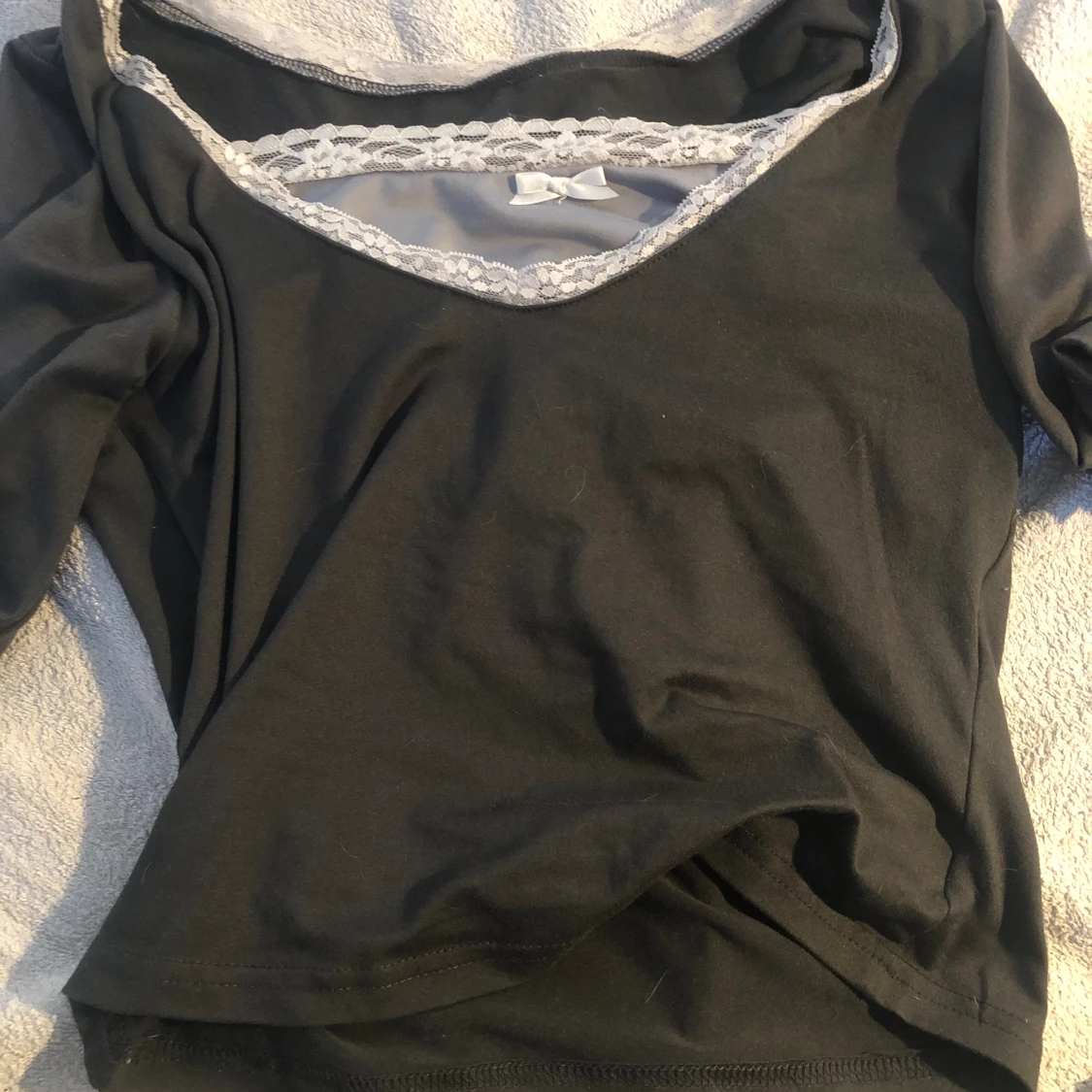 Långärmad tajt tröja med spets