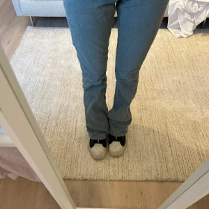 Gröna Levis jeans - Säljer dessa skit snygga Levis jeans som inte längre går att få tag på, använda en gång