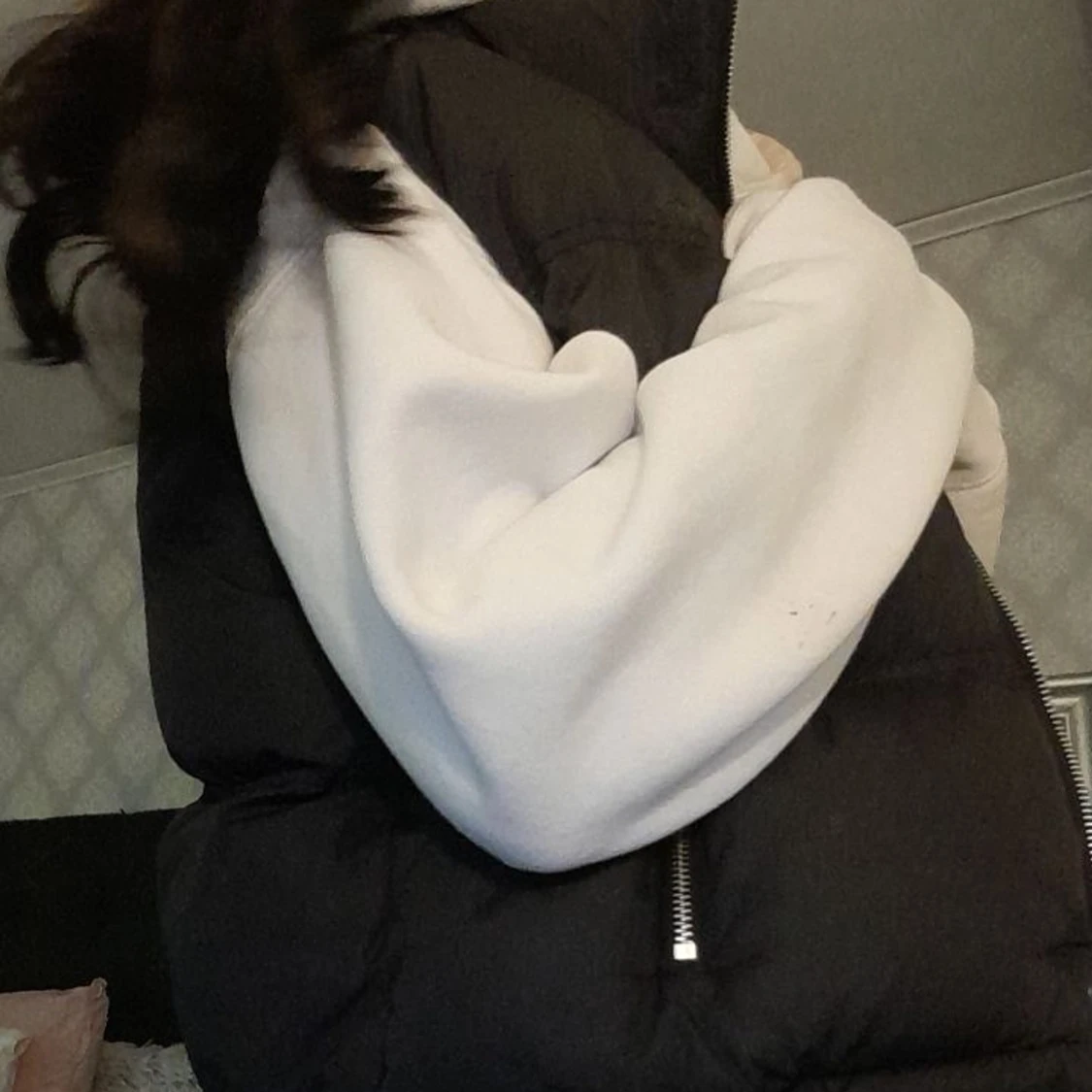 En svart croppad väst - 90