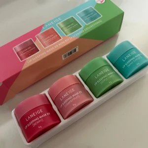 Laneige lip kit - Säljer detta populära lip masks som är helt oanvända då jag redan har två stora. Dom är Såå fina på läpparna och är så återfuktande💕😊