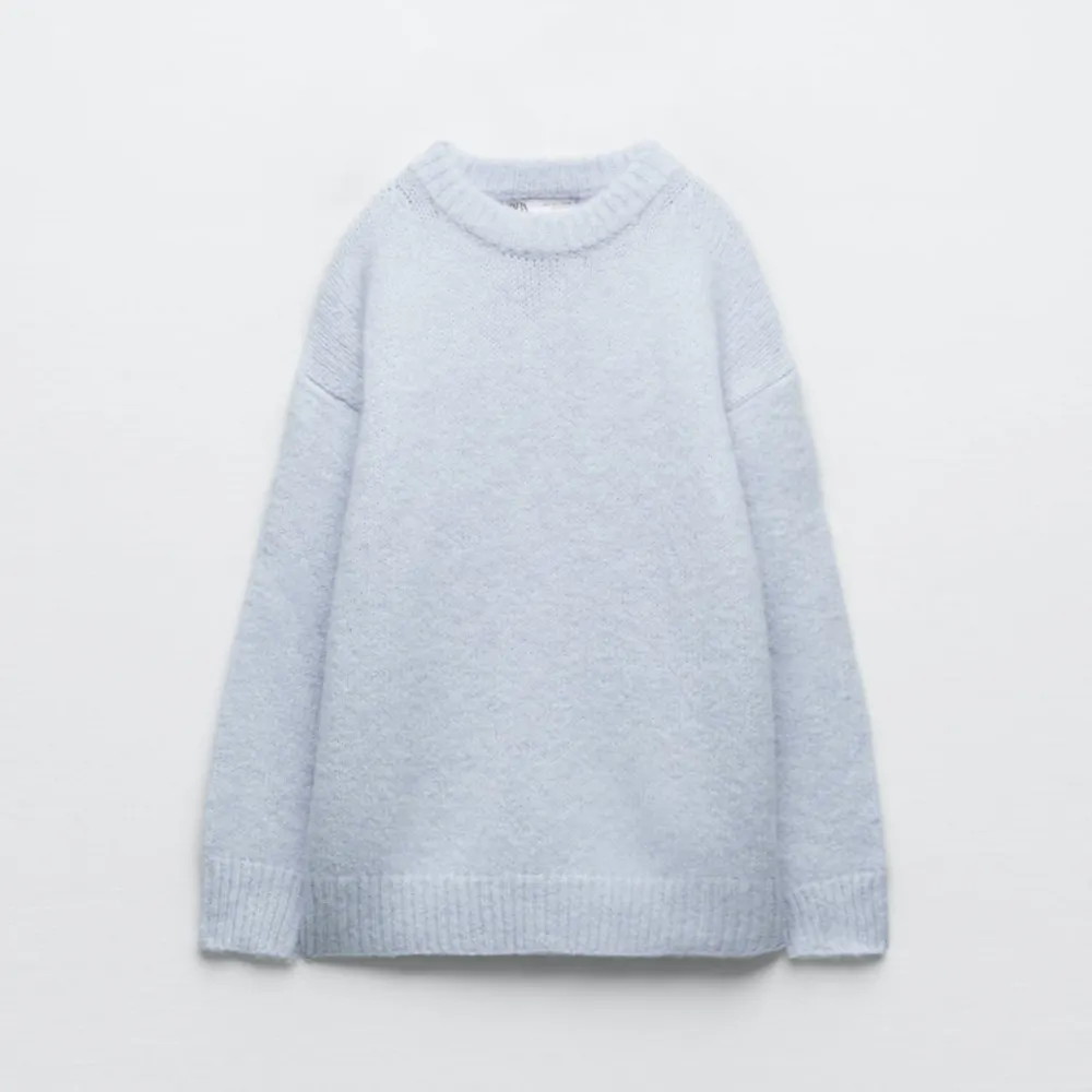 Söljer denna stickade tröja ifrån Zara i storlek S. 🤩 ge prisförslag! Inget under 350!. Stickat.