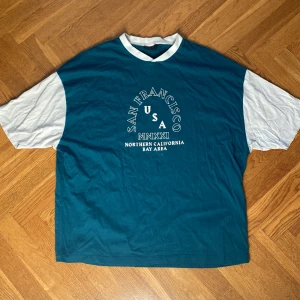 Oversize baggy t-shirr - Riktigt Fin t-shirt i bra skick. Använd få gånger. 
