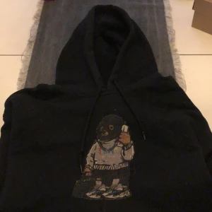 Polo club hoodie  - En riktigt snygg polo club hoodie i oanvänd kan diskutera pris men det är storlek S 