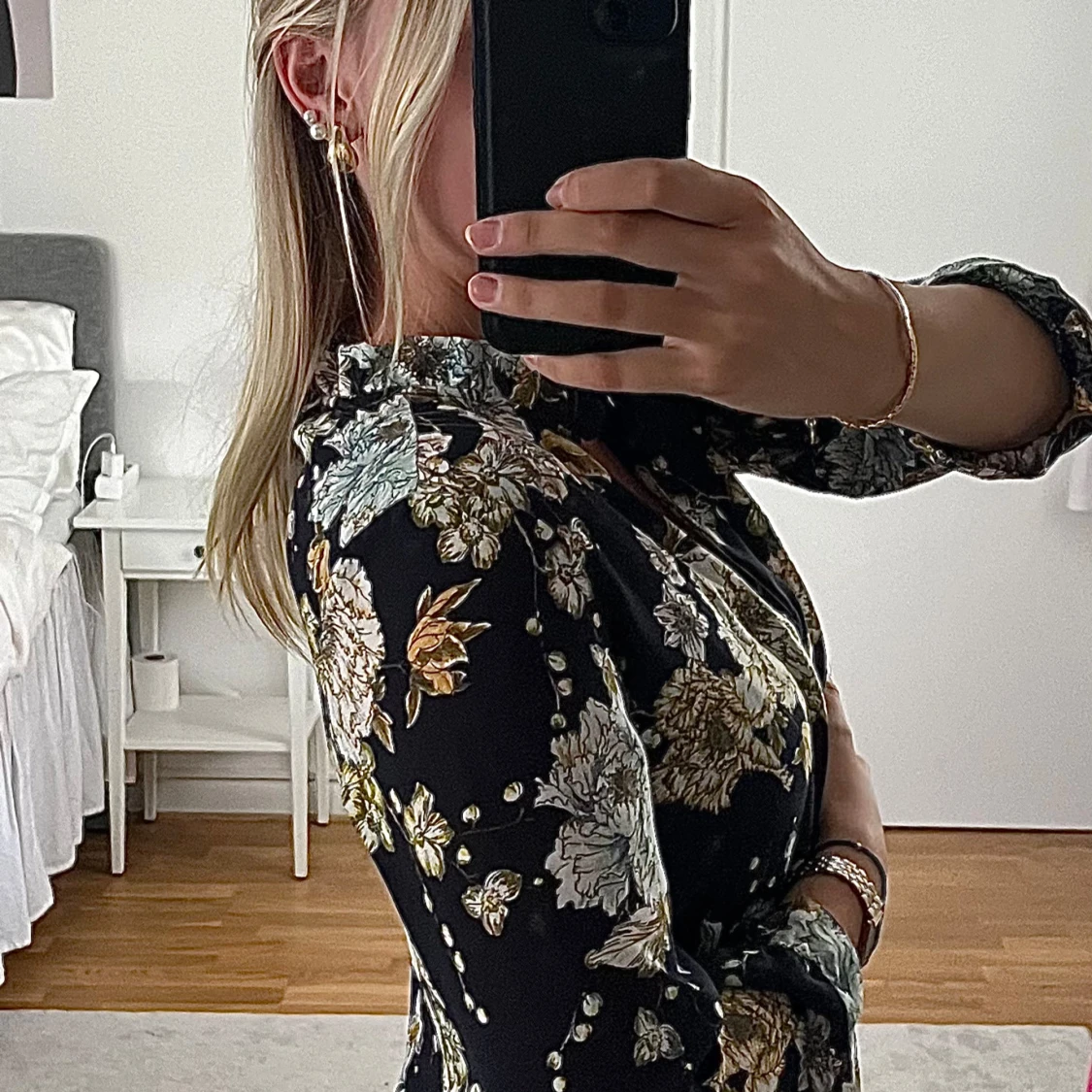 Blommig klänning  - 91