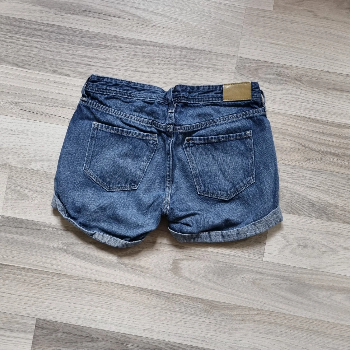 Blå jeansshorts - 90