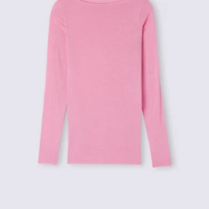 Ljusrosa intimissimi tröja - Säljer min helt oanvända ljusrosa intimissimi tröja i st S då den inte kommer till användning, lappen är inte kvar men aldrig använt. Skriv för mer bilder