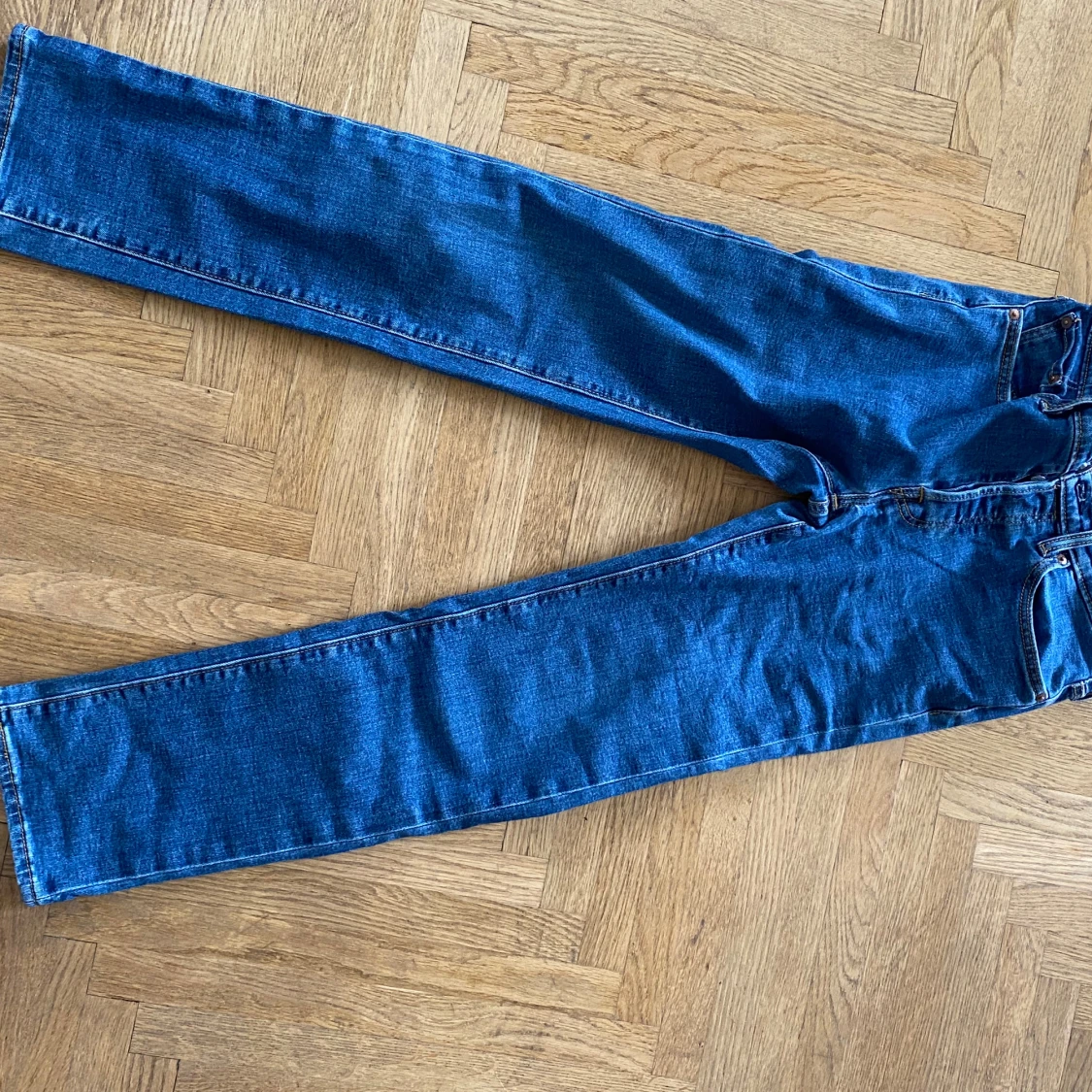 Mörk blåa jeans  - 92