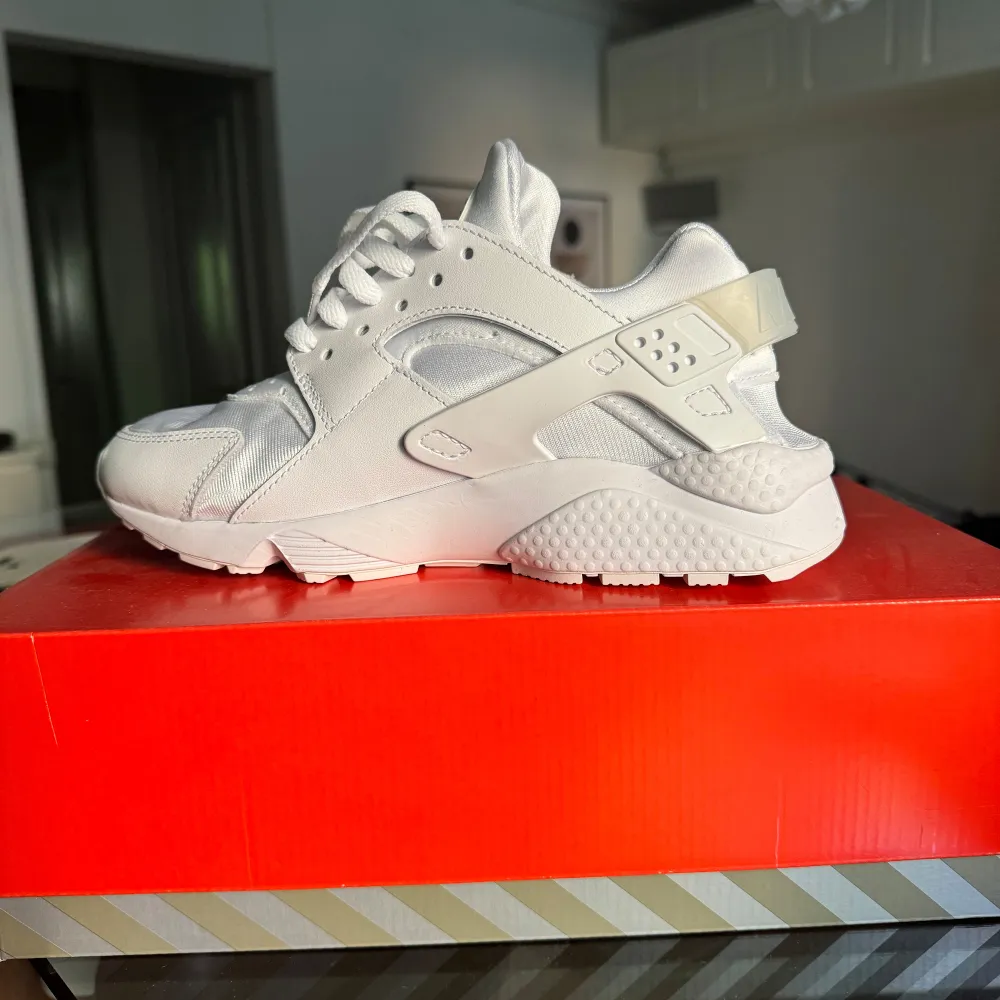 Oanvände Nike Huarache. . Skor.