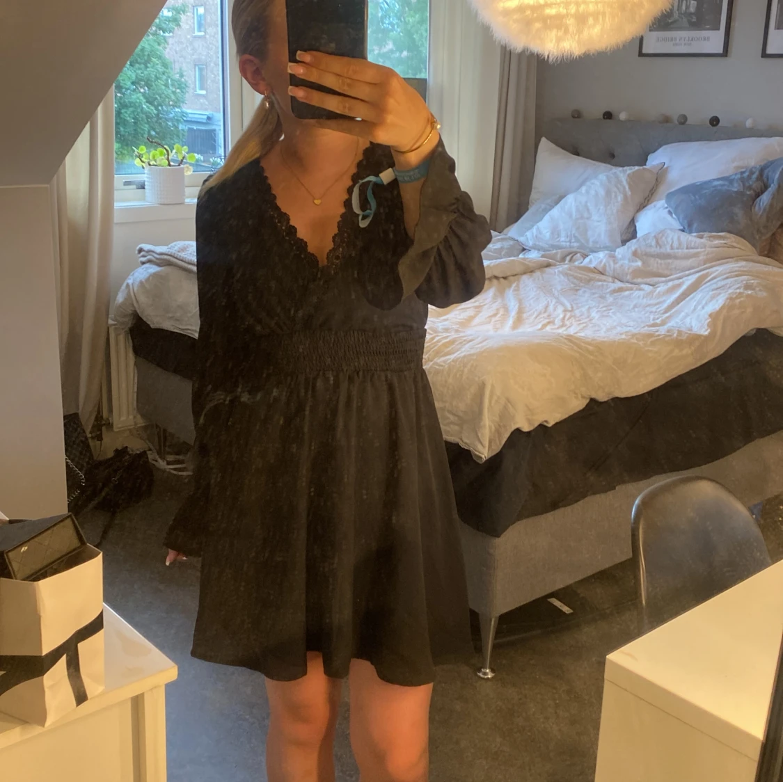 svart klänning - 90