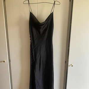 Klänning - Klänning från zara i bra skick