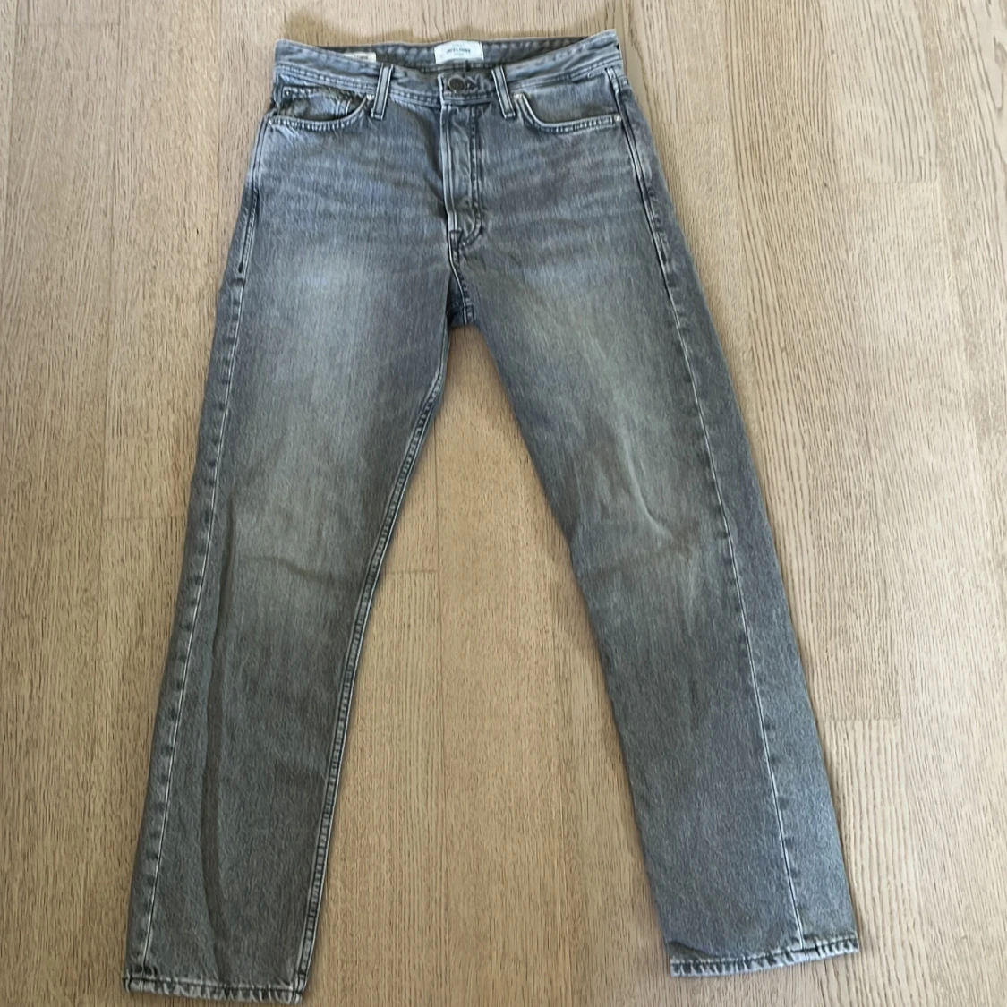 Grå jeans från Jack & Jones