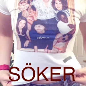 SÖKER SKINS TRÖJA/LINNE‼️‼️ - SÖKER‼️ Skins tröja i Storlek S😻😻Om du säljer något liknade snälla hör av dig🙏🏼🙏🏼kan diskutera pris privat men tänker typ 150-230kr❤️‍🩹❤️‍🩹