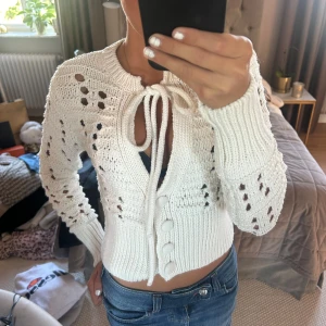 Söt kofta - Supersöt kofta från Zara! Den är helt slutsåld. 