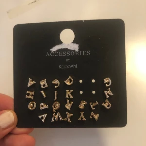 Bokstäver  - Några borta annars bra skick köpt för 100kr på Åhléns 💪🏻säljer för endast 25kr