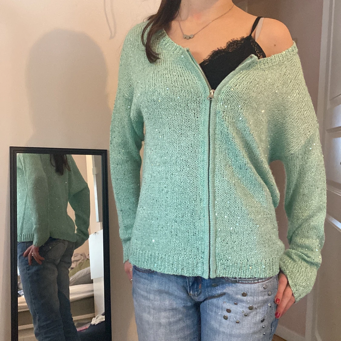 Jättefin turkos glittrig tröja