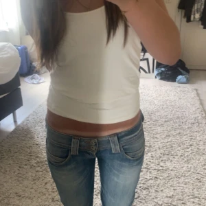 Pepe jeans  - Lågmidjade Pepe  jeans i perfekt längd för någon runt 165, skulle säga att med xs/s i midjemått💞