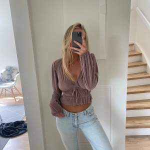 Zara topp strl s. Säljer för 150kr