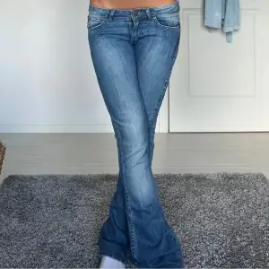 Ett par jätte fina wrangler jeans. Lappen på. Köpta på Plick. 