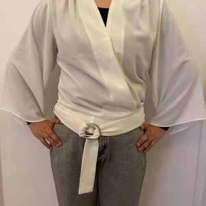 Vit blus - Jätte fin vit blus