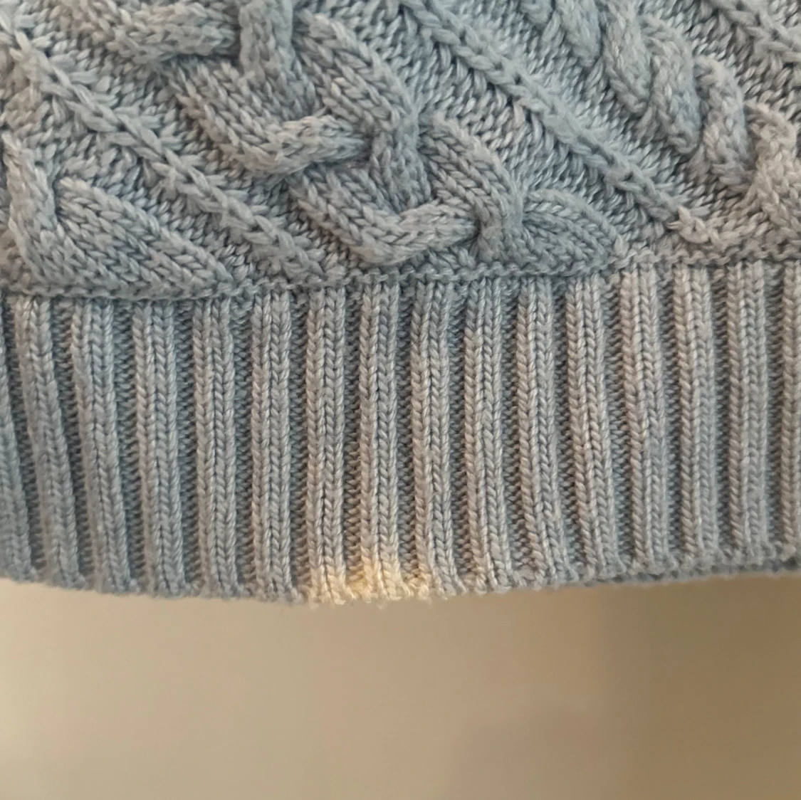 Stickad tröja  - 91